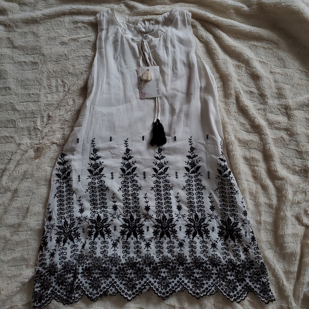 Johnny Was Hollyhock Tassle Shift Dress - Picture 2 of 5